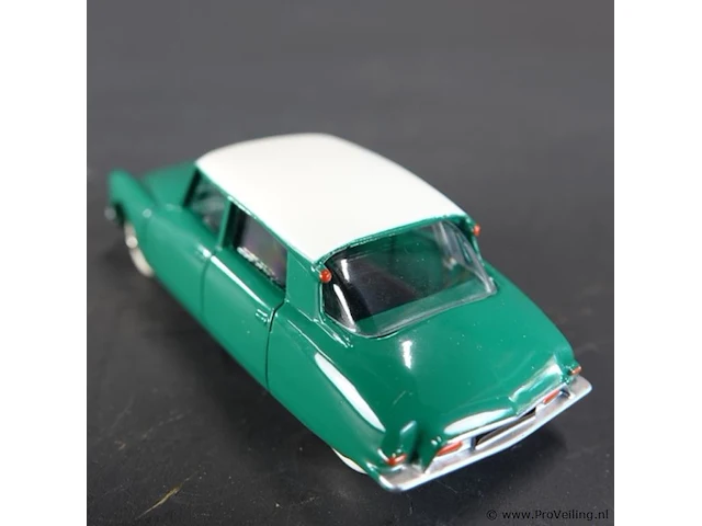 Dinky toys nr. 24 cp citroën ds 19 - afbeelding 3 van  5
