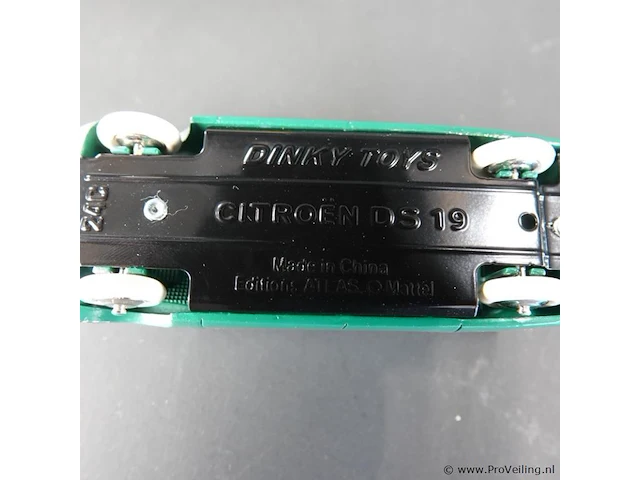 Dinky toys nr. 24 cp citroën ds 19 - afbeelding 4 van  5