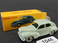Dinky toys peugeot 203 (model 24r). in originele doos. atlas