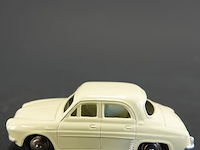 Dinky toys renault dauphine (model 24e). in originele doos. atlas - afbeelding 2 van  5