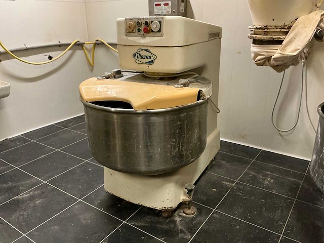 Diosna sp 200 d spiraalkneder - afbeelding 1 van  6