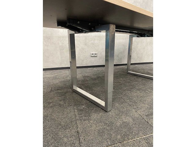 Directie bureau 240x100 - in hoogte instelbaar - afbeelding 11 van  13