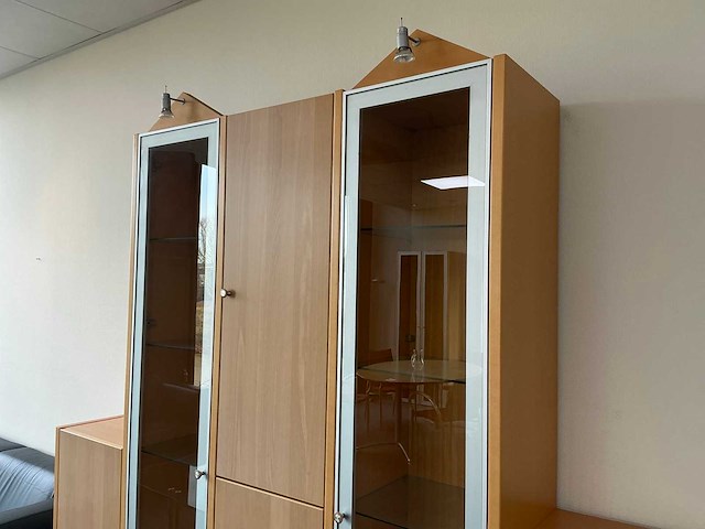 Directie meubilair - afbeelding 13 van  13