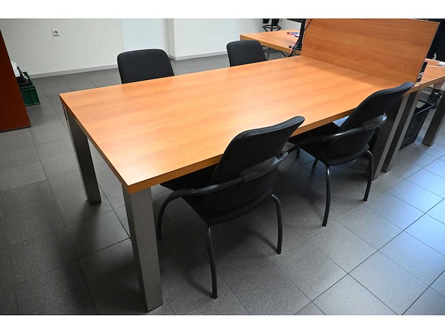 Directie vergadertafel met 4 stoelen - afbeelding 1 van  5