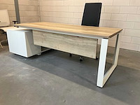 Directiebureau - afbeelding 1 van  13
