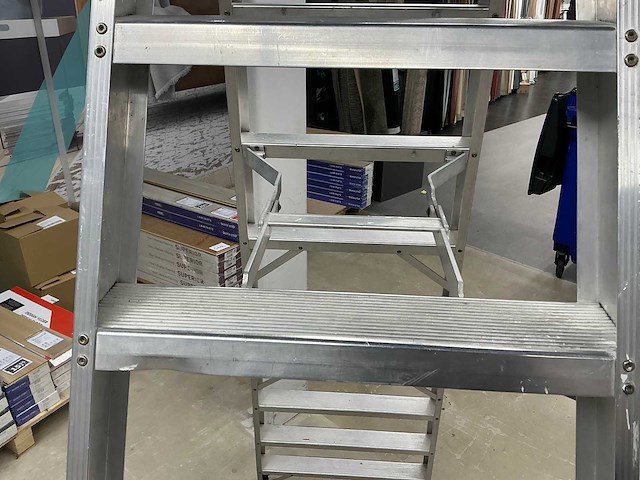 Dirks - trap - afbeelding 3 van  4