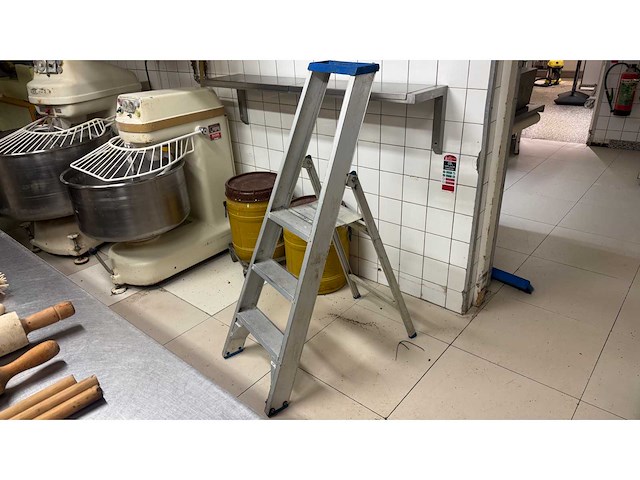 Dirks aluminium uitzettrap - afbeelding 1 van  3