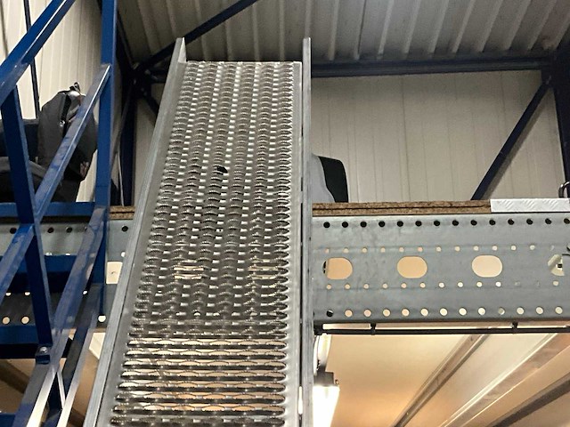 Dirks dbl04 reddingsladder - afbeelding 5 van  5