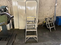 Dirks trap - afbeelding 2 van  3