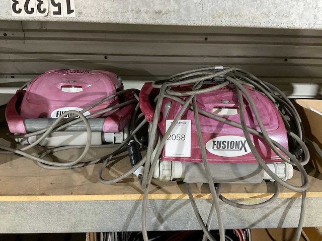 Dirt devil zwembad stofzuiger (2x) - afbeelding 1 van  3