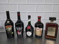 Disaronno, baileys, tia maria, etc. sterke drank fles (5x) - afbeelding 3 van  3