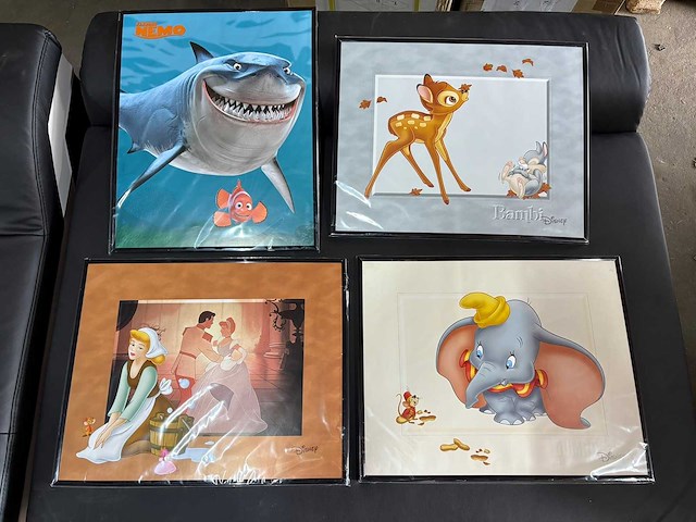 Disney schilderij (154x) - afbeelding 1 van  5