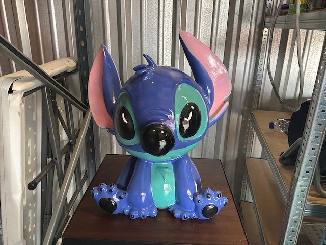 Disney stich collectible beeld - afbeelding 2 van  2