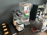 Dispenser en blender