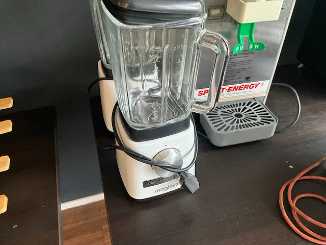 Dispenser en blender - afbeelding 2 van  6