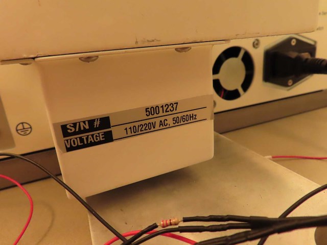 Dispenser tech - f serie - dispensing robot - afbeelding 16 van  16