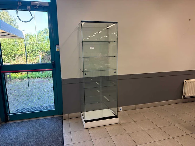 Display kast (barst) - afbeelding 1 van  4