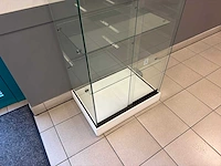 Display kast (barst) - afbeelding 2 van  4