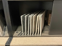 Display kast met inhoud (3x) - afbeelding 11 van  30