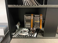 Display kast met inhoud (3x) - afbeelding 17 van  30