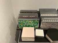 Display kast met inhoud (3x) - afbeelding 21 van  30