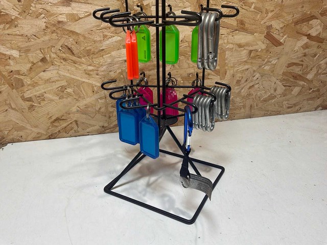 Display met sleutelhangers - afbeelding 5 van  8