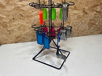 Display met sleutelhangers - afbeelding 5 van  8