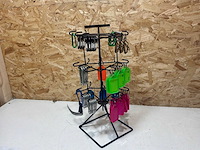 Display met sleutelhangers - afbeelding 6 van  8