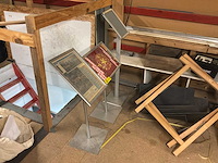 Display op standaard (3x) - afbeelding 2 van  2