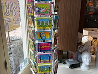 Display-rek inclusief inhoud - diverse kaarten - afbeelding 1 van  4