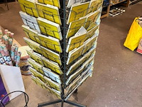 Display-rek inclusief inhoud - diverse sleutelhangers - afbeelding 5 van  6