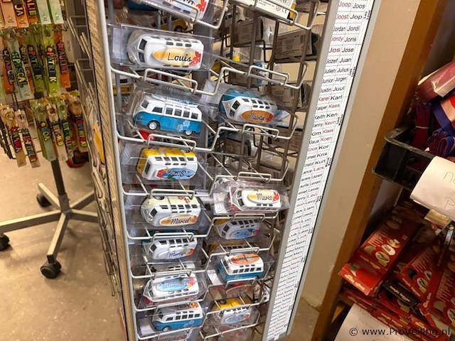 Display-rek inclusief inhoud diverse mini auto's - afbeelding 7 van  9