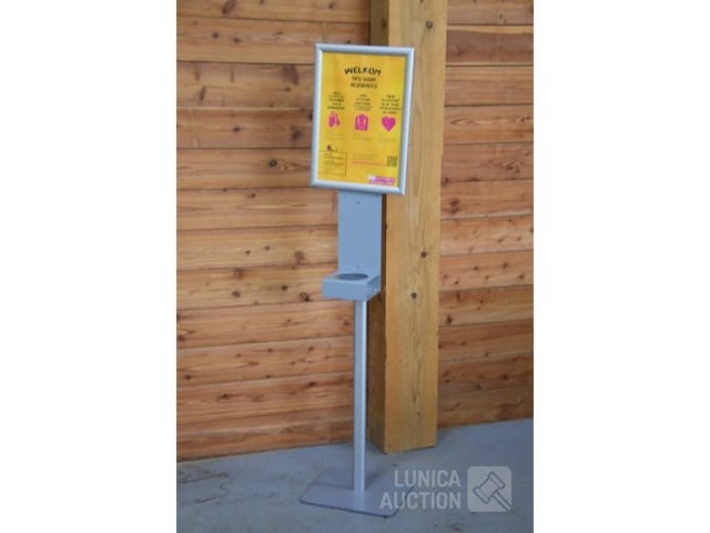 Display - afbeelding 1 van  4