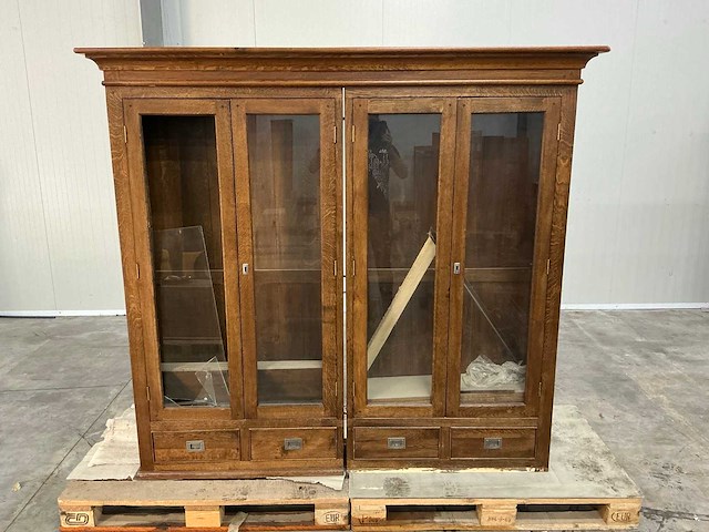 Displaykast of bovenkast 175x191x37,5cm - afbeelding 2 van  2