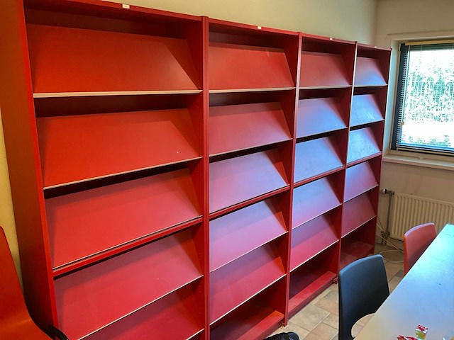 Displaykasten 40/80x28x202cm (7x) - afbeelding 1 van  4
