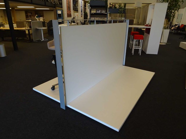 Displayopstelling (2x) - afbeelding 1 van  2