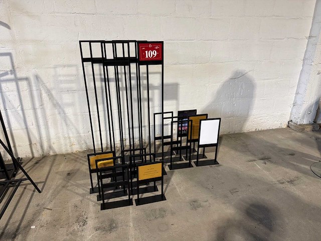 Displays (18x) - afbeelding 1 van  3