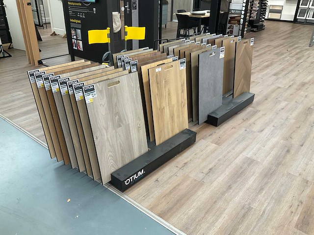 Displays (2x) - afbeelding 1 van  2