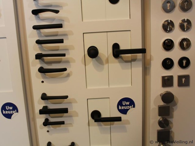 Displays en monsterborden - afbeelding 7 van  24