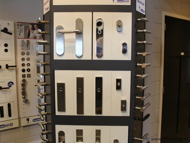 Displays en monsterborden - afbeelding 1 van  24