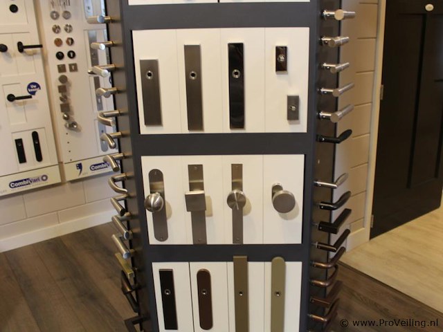 Displays en monsterborden - afbeelding 19 van  24