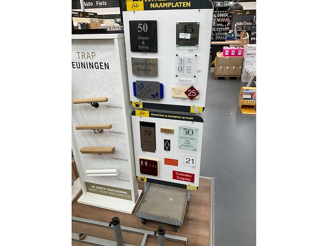 Displays - afbeelding 2 van  5