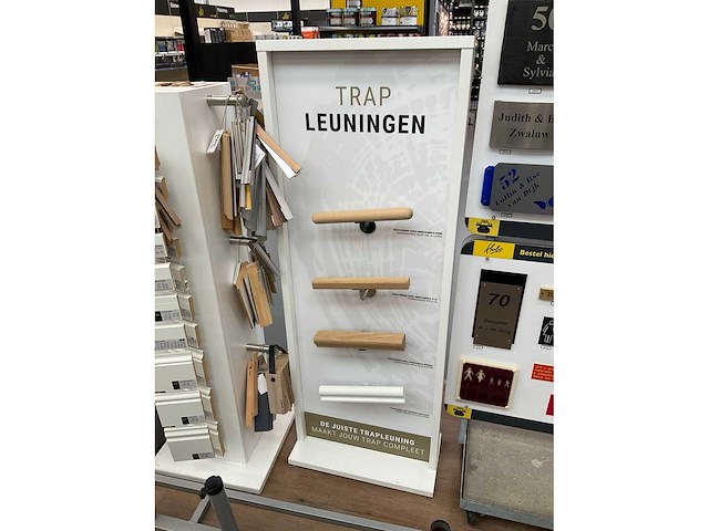 Displays - afbeelding 3 van  5