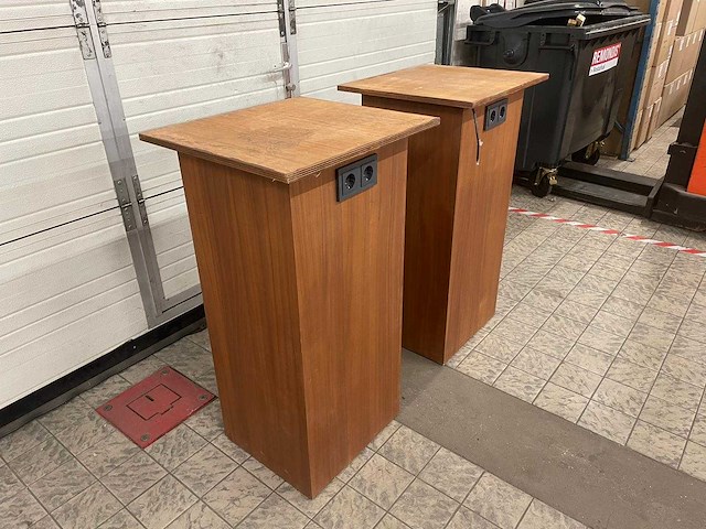 Displayzuil kersenfineer (2x) - afbeelding 3 van  5