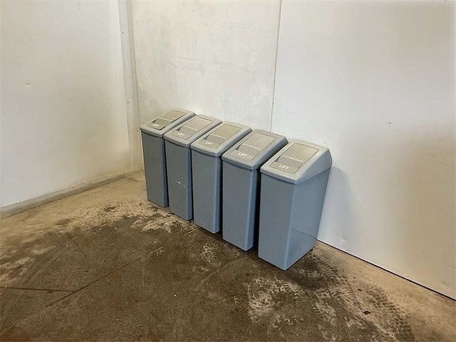 Disposan sanitairbak (5x) - afbeelding 1 van  5