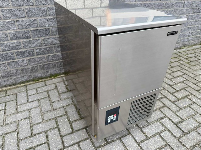 Distform ongebruikt - blastchiller tcha05lg - snelkoeler - afbeelding 1 van  6