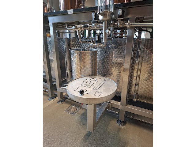 Distilleer ketel / opstelling 2150l, müller, aroma 1600, 2023 - afbeelding 43 van  44