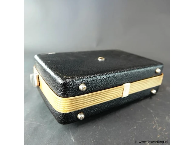 Dit is een vintage nordmende mambino transistorradio uit de vroege jaren 60 (omstreeks 1962-1963), gemaakt in west-duitsland. ongetest - afbeelding 6 van  6