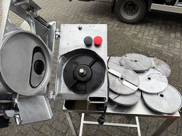 Dito sama - groentesnijmachine - overige fruit- en groenteverwerking - afbeelding 2 van  2
