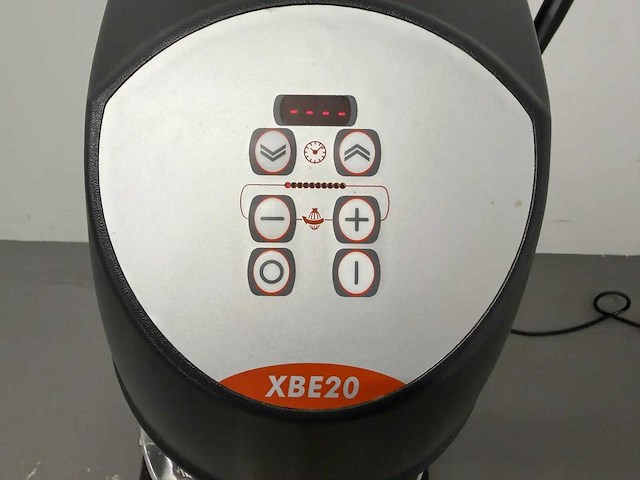 Dito sama - xbe20 - planeetmenger - afbeelding 4 van  8